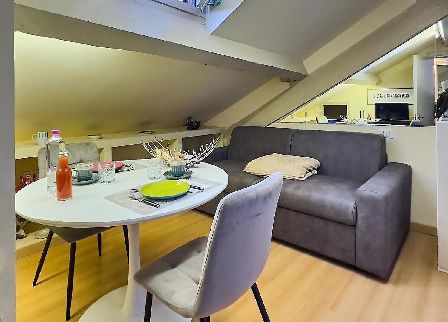 Brera - Tiny Studio Milan